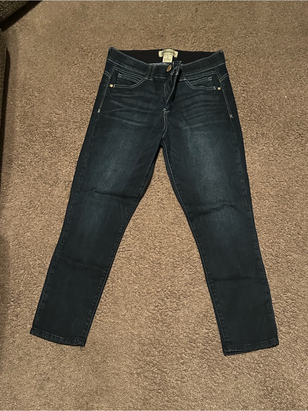Democracy “Ab” Solution Dark Wash Skinny Stretch Cropped Jeans